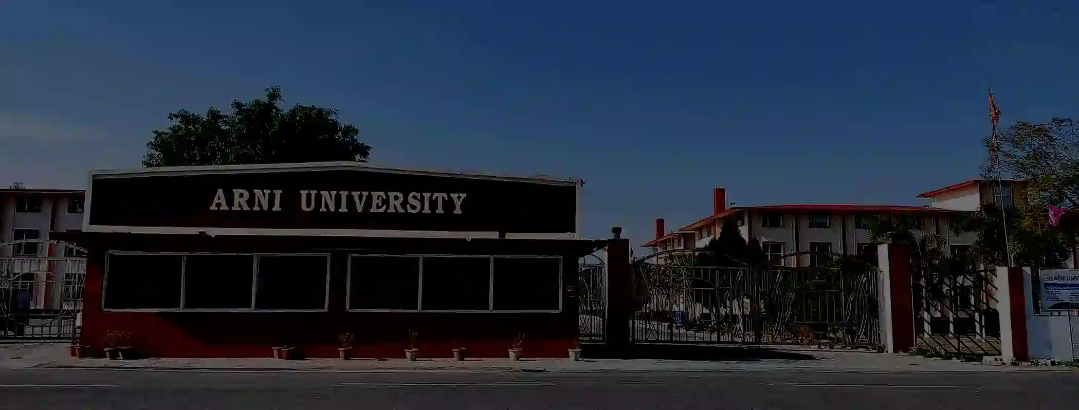 Arni University campus view banner